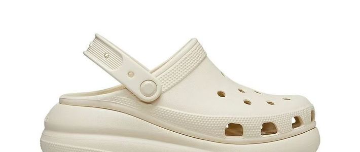 谁还没入 Crocs 泡芙！小个子本命厚底洞洞鞋✨