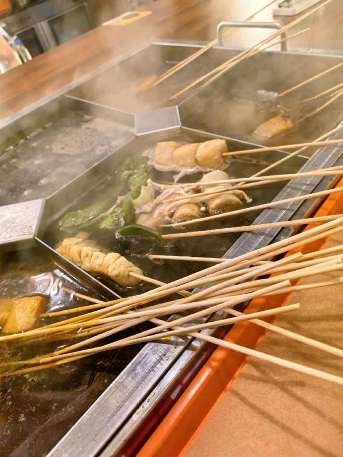 聚会餐饮