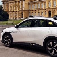 小马智行与Verne在萨格勒布开启全无人Robotaxi载客测试