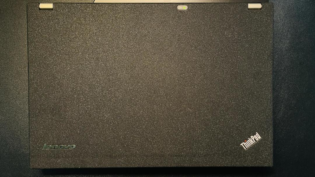“ThinkPad最不吃压力”的帖子3600多赞，热评却说品控不如以前：核完20多条十年长寿报告，扛造是真的，但停在2018年