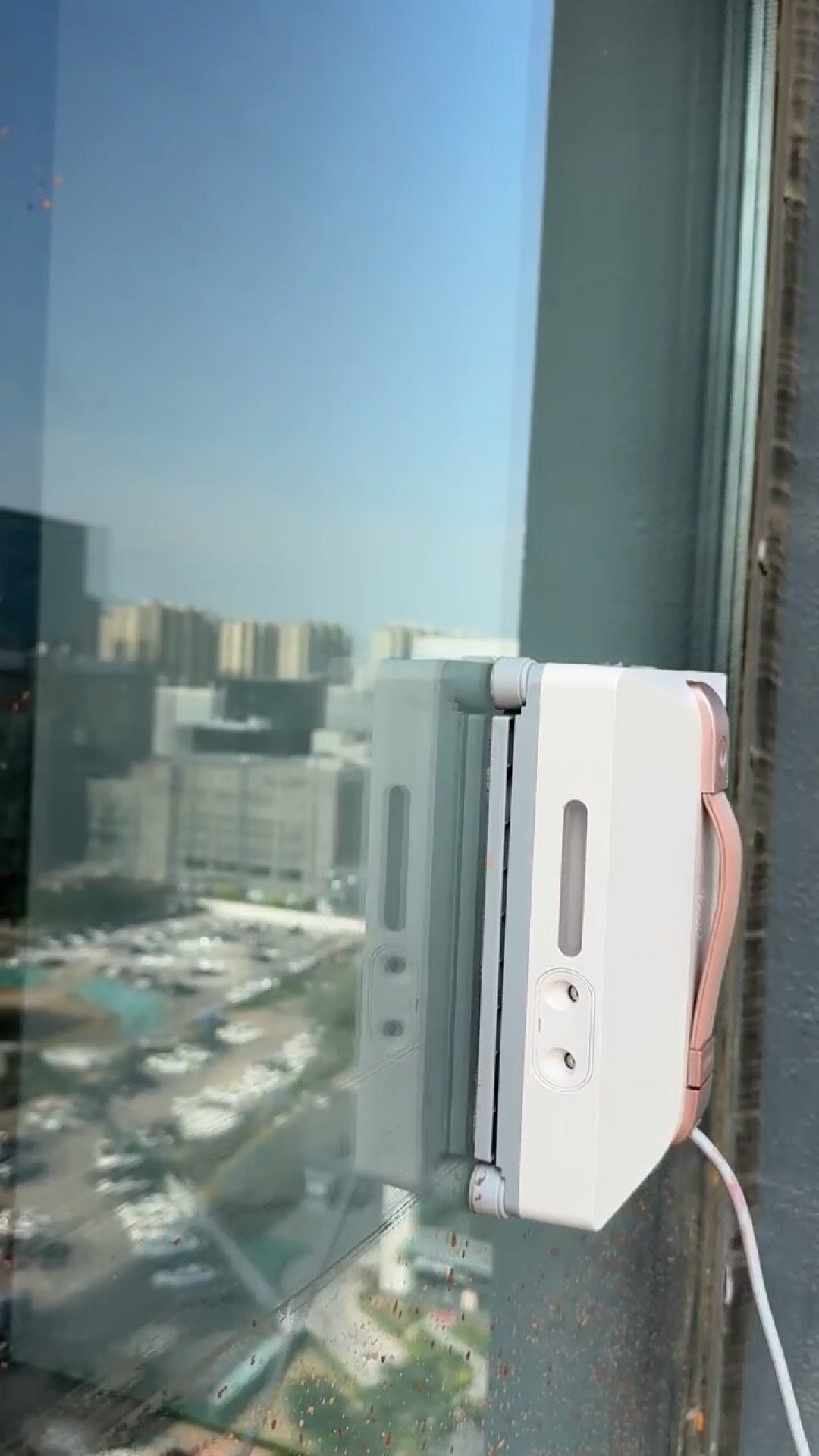 同一天冒出4篇结构一样的