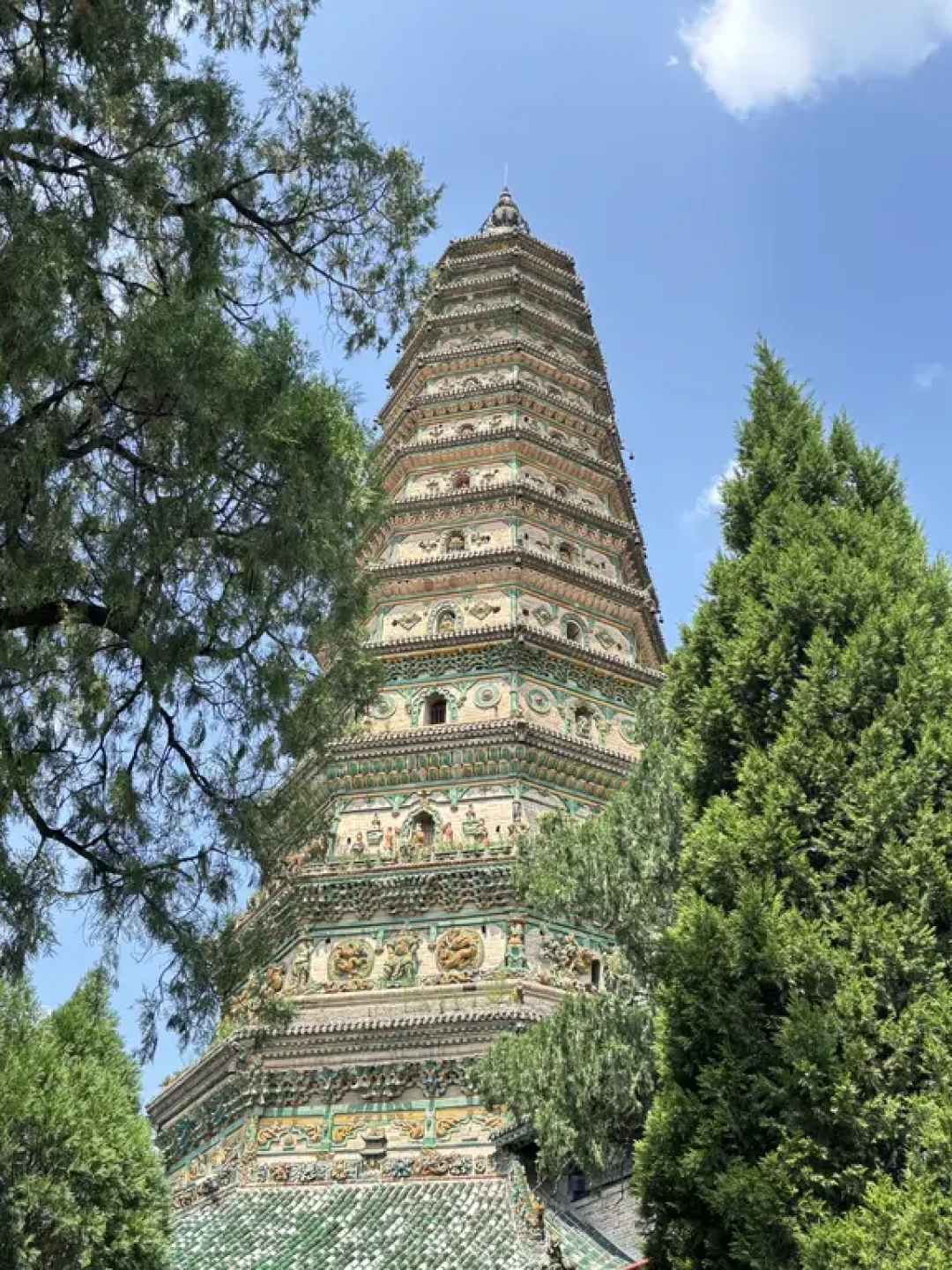 壁画散在美国三座城市，原址只剩“被刮过的墙”：广胜寺修缮到10月20日，国庆山西巡礼先来算这笔账