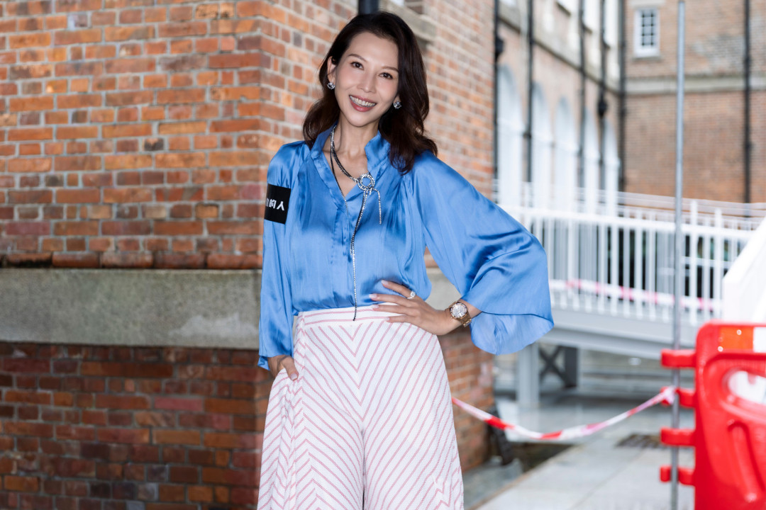 蔡少芬“生了个孩子,绝症就好了”又刷屏:源头是2020年的老物料,被改掉的三个词才值得你警惕