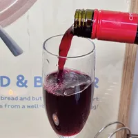 红酒正被踢出地中海饮食：七项证据，算清你每天那一杯的账