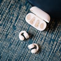 森海塞尔首款耳夹卖到1499：三个月口碑吵完，"正经谈音质"哪句是真的，看你用在哪