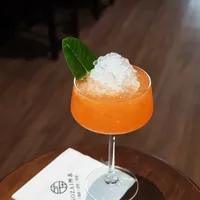 8月辟谣打中Homebar新流量：翻了60多篇无酒精帖，我把不喝酒的角落分了三档、酒驾和糖各算一笔账