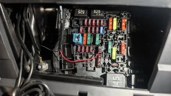锁车就断电的记录仪，照样把电瓶干趴了：低压保护是断路器，不是油表