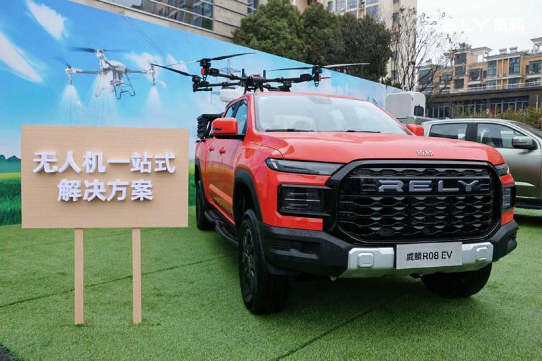 国庆露营的用电自由,先看你车上的铭牌:“4000W”放电枪是生意,3.3kW才是事实