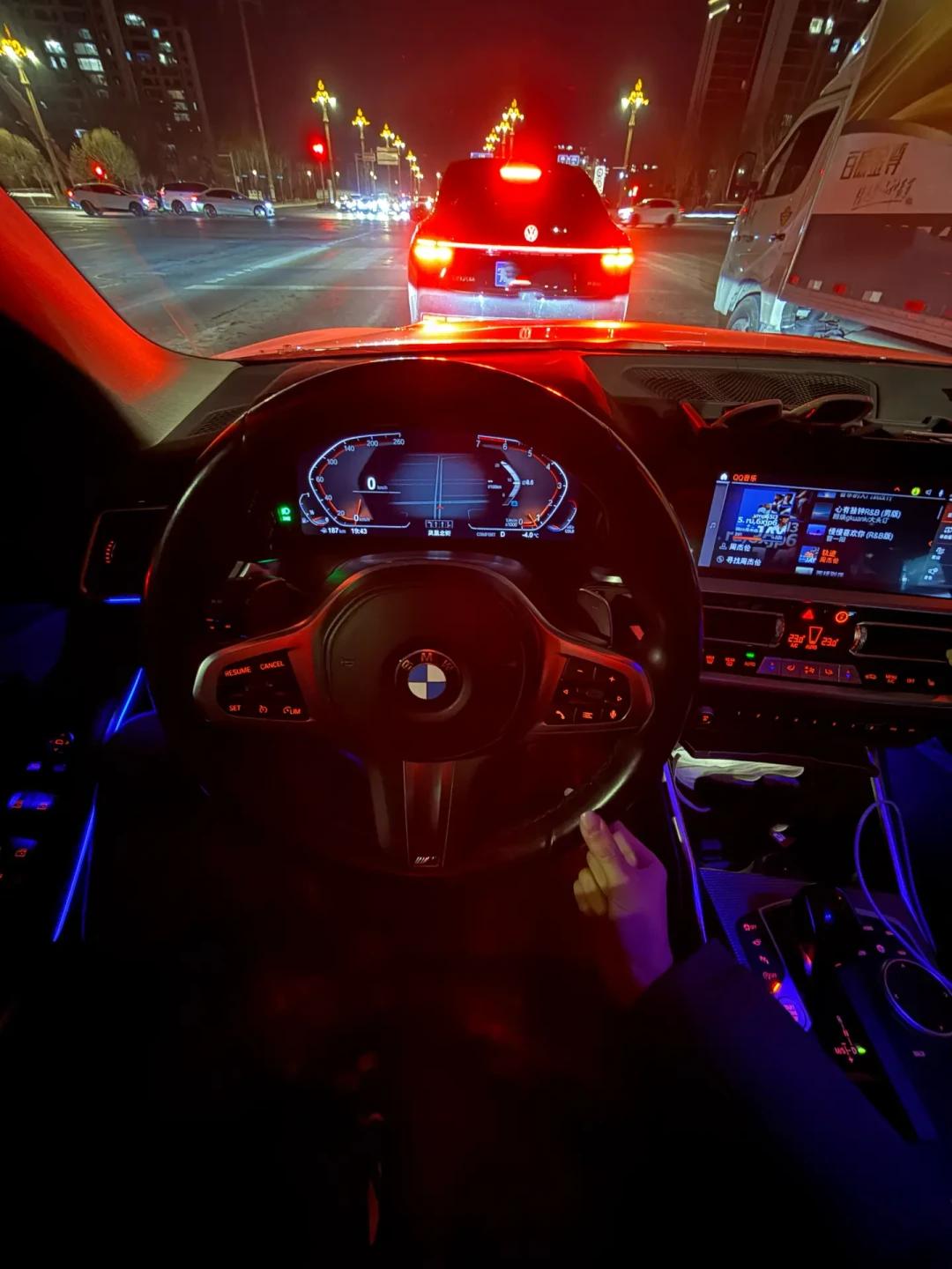 天冷想给方向盘加个套?先看你车的三处