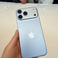 iPhone 18 Pro四配色：哑光低饱和，酒红领衔