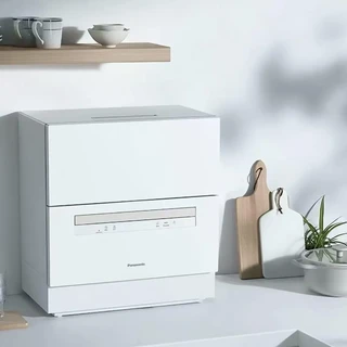 28cm胶囊洗碗机刷爆IFA、种草帖1.1万赞，评论区416赞却泼冷水：台式洗碗机不是智商税，但「免安装、15分钟」是话术——下单前先认清3层真相、按「几口人+洗不洗锅」选对造型