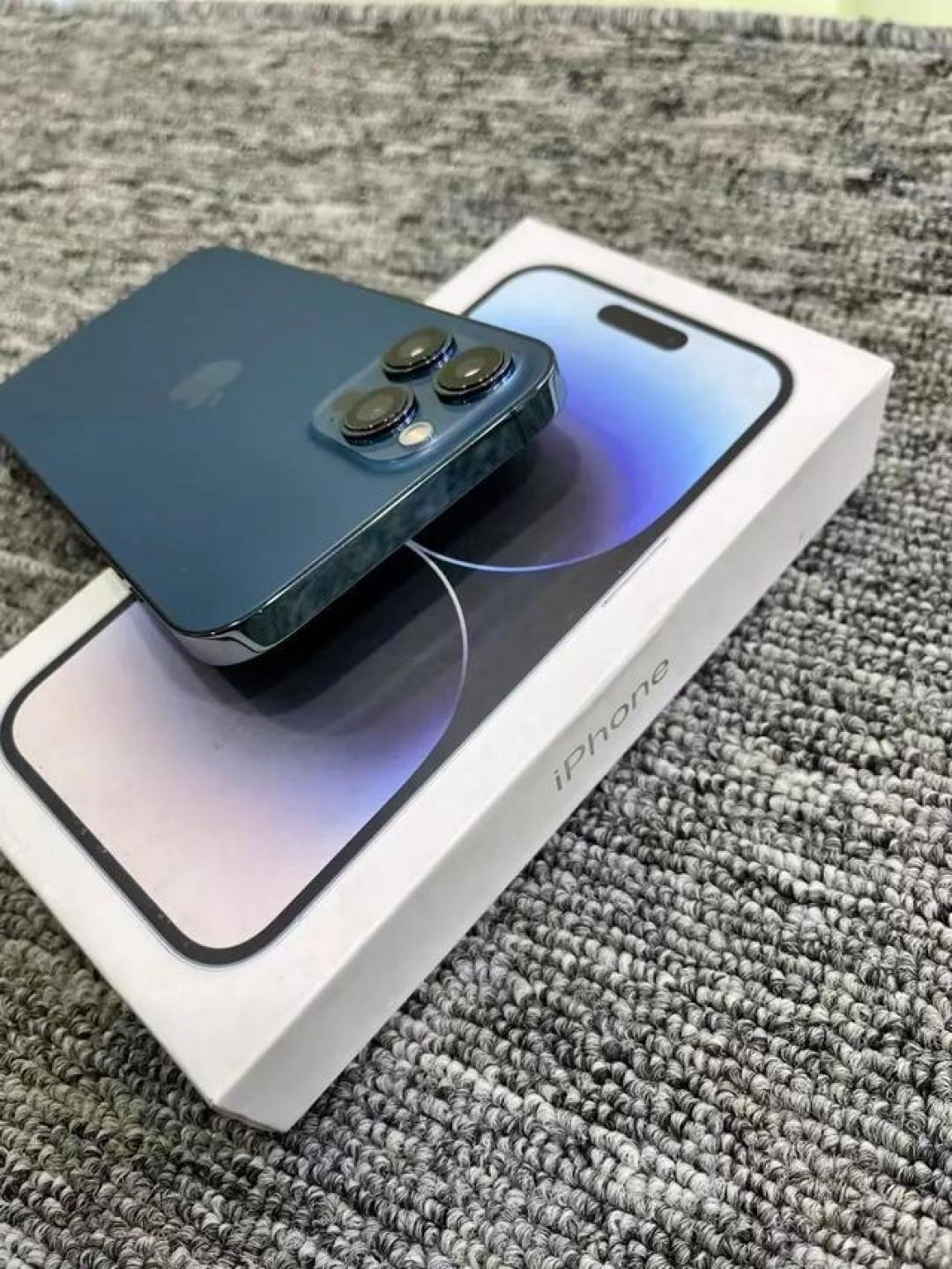 从超瓷晶到钛金属，iPhone为什么确实一代比一代结实