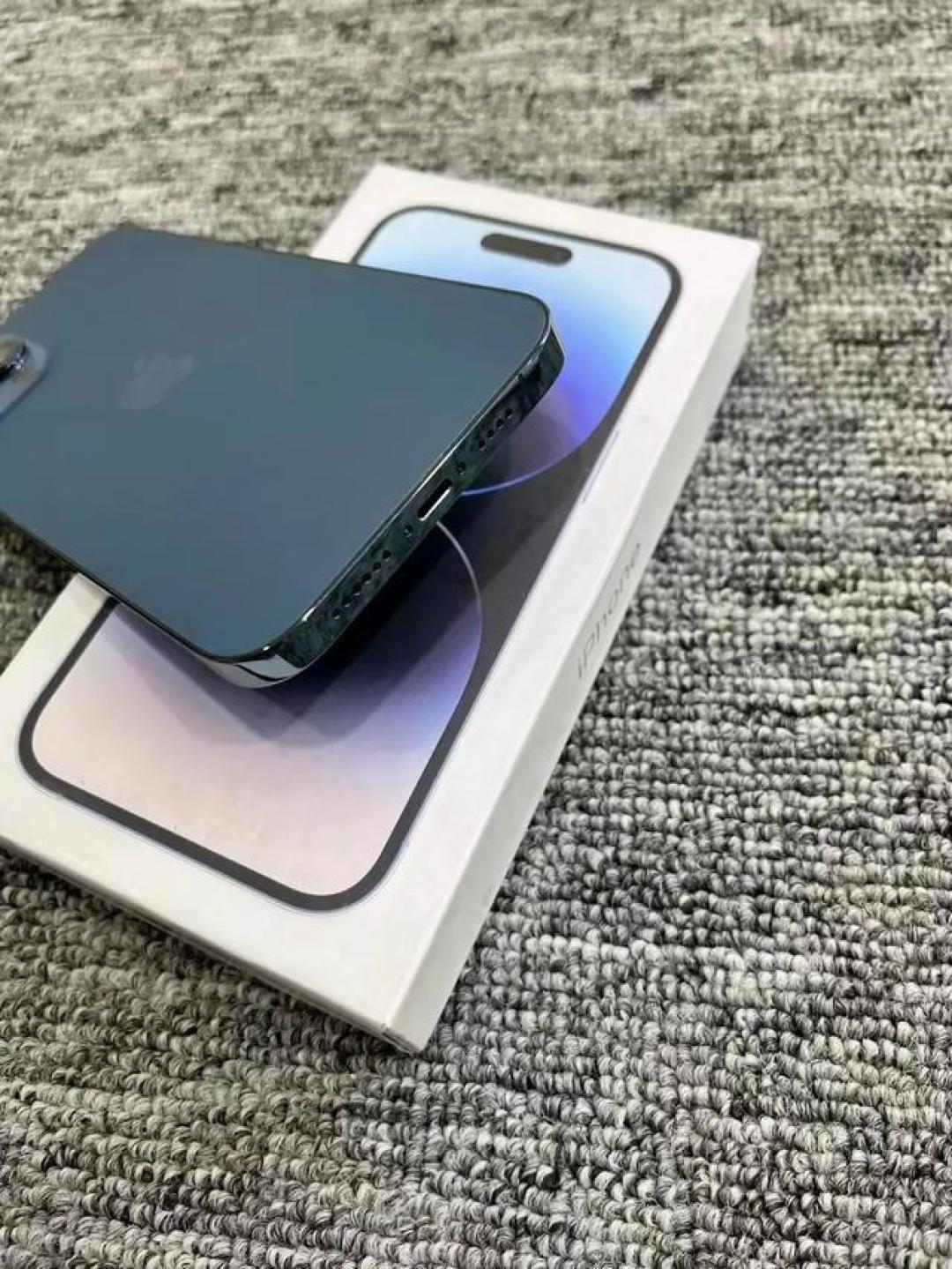 从超瓷晶到钛金属，iPhone为什么确实一代比一代结实