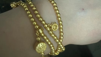 被问爆的国风黄金礼物🎁周大福美满莲莲手链