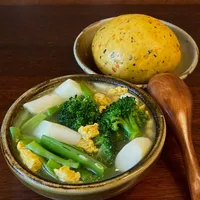 16+8这周刚跌落神坛，5.8万收藏的“5+2”就上位了：我把协和版和网红版对了三遍账——7天10.8斤里脂肪至多两斤半，你换的坑可能是同一个