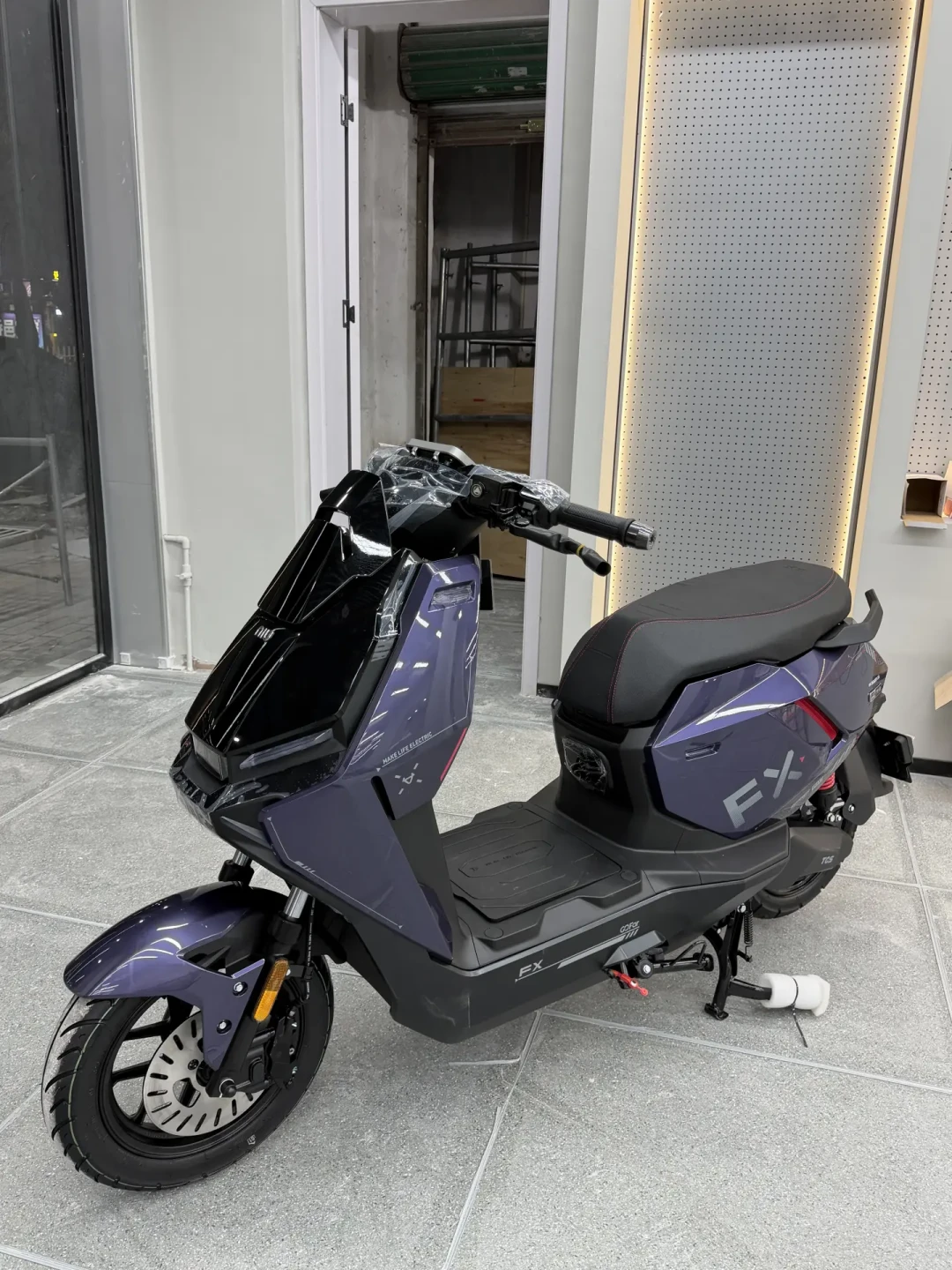 贵300换3600W+40L座桶+散热风扇，FX风速Plus 9月14日上市：等新款还是抄底停产老款？跑单党先算清这笔账，再盯下单4个坑