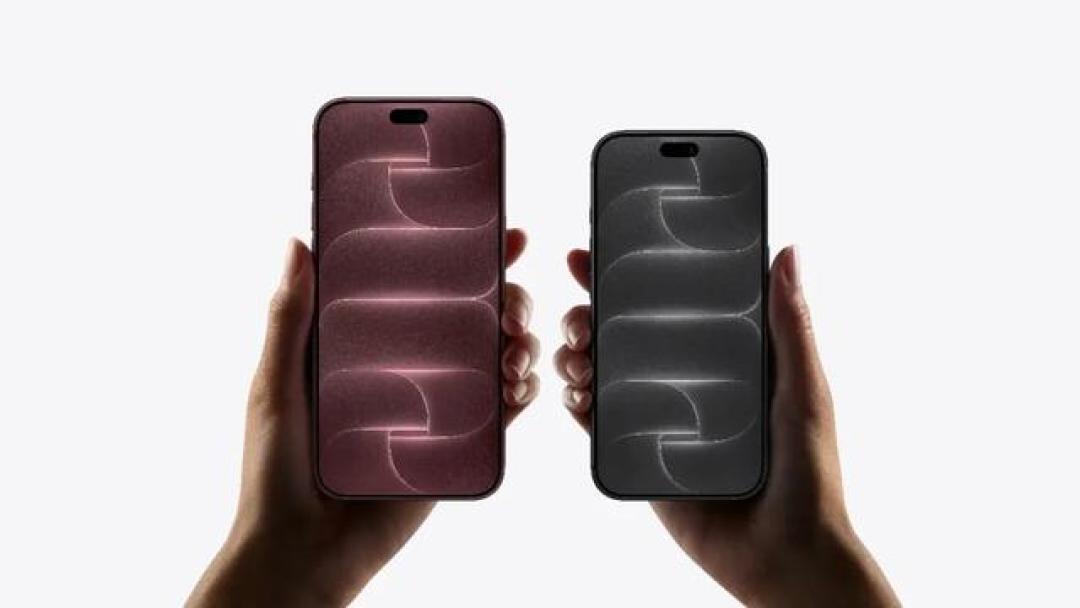 今晚8点开抢iPhone 18 Pro,先别搜「国补口令」:核完9999元超6000元国补门槛的冷事实、24期免息417元/月的渠道账和酒红与黑色两套打架的货量说法,这份预购夜颜色×存储×渠道三选决策表请收好