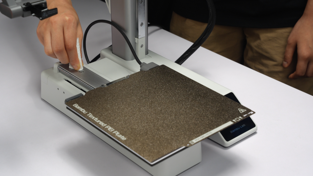 拓竹Wiki点名蓝罐润滑，99赞热评却说