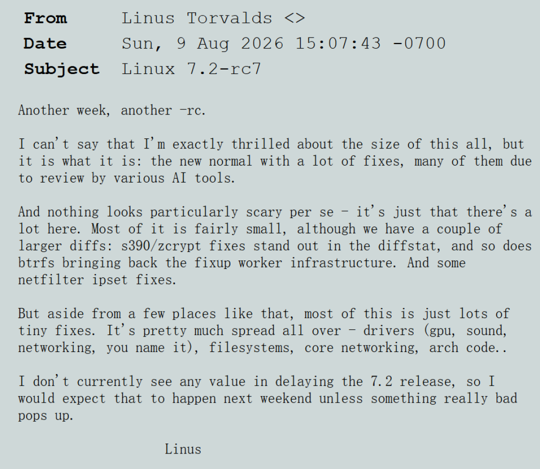 Linux 内核正被 AI“灌满”:有人把编译提速 90%,有人被每版本 2000 个 CVE 淹没——按下“全部接受”之前,看看最强程序员已经替你画好的线