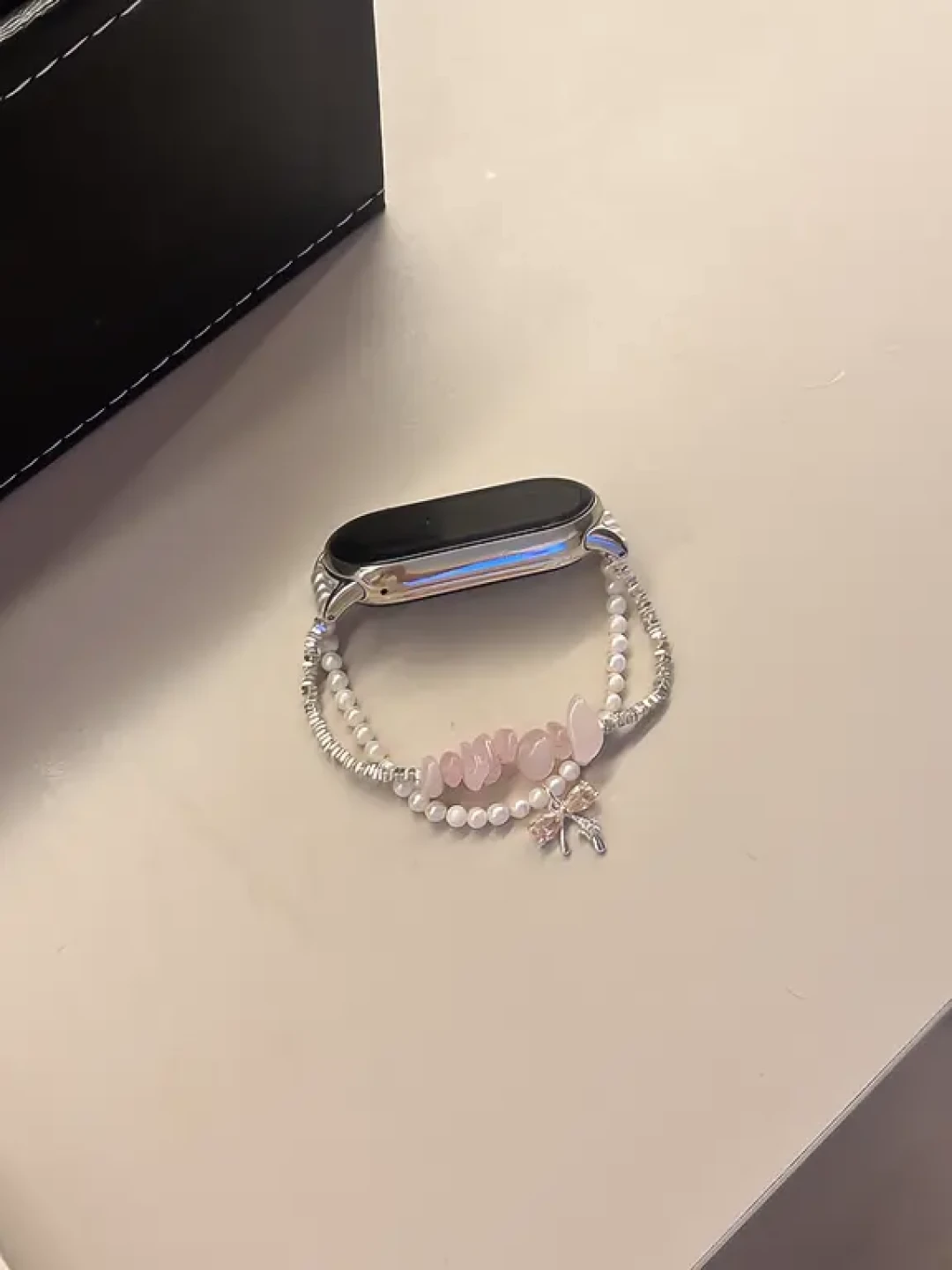 29999的钻石表镯一分钟没，10块的表带评论区刷屏求链接：智能表秋天开始