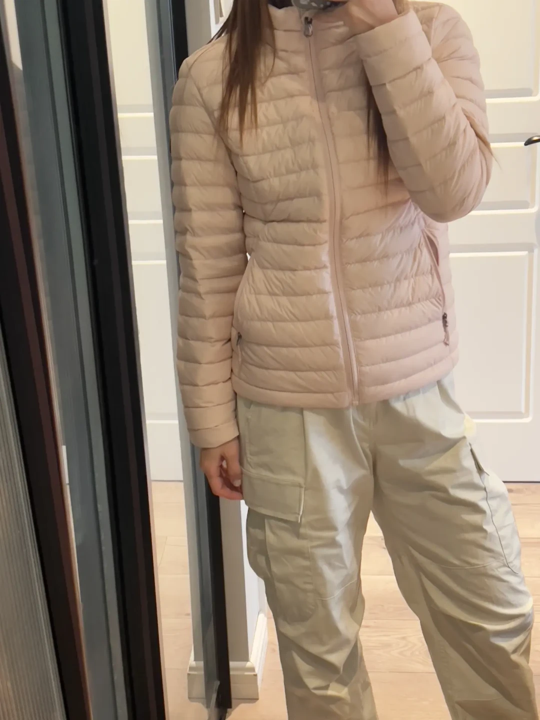 今年冬天羽绒服真要涨价？我把迪卡侬羽绒墙的价签对了一遍：349.9到千元档，谁这周该冲，谁该等双11