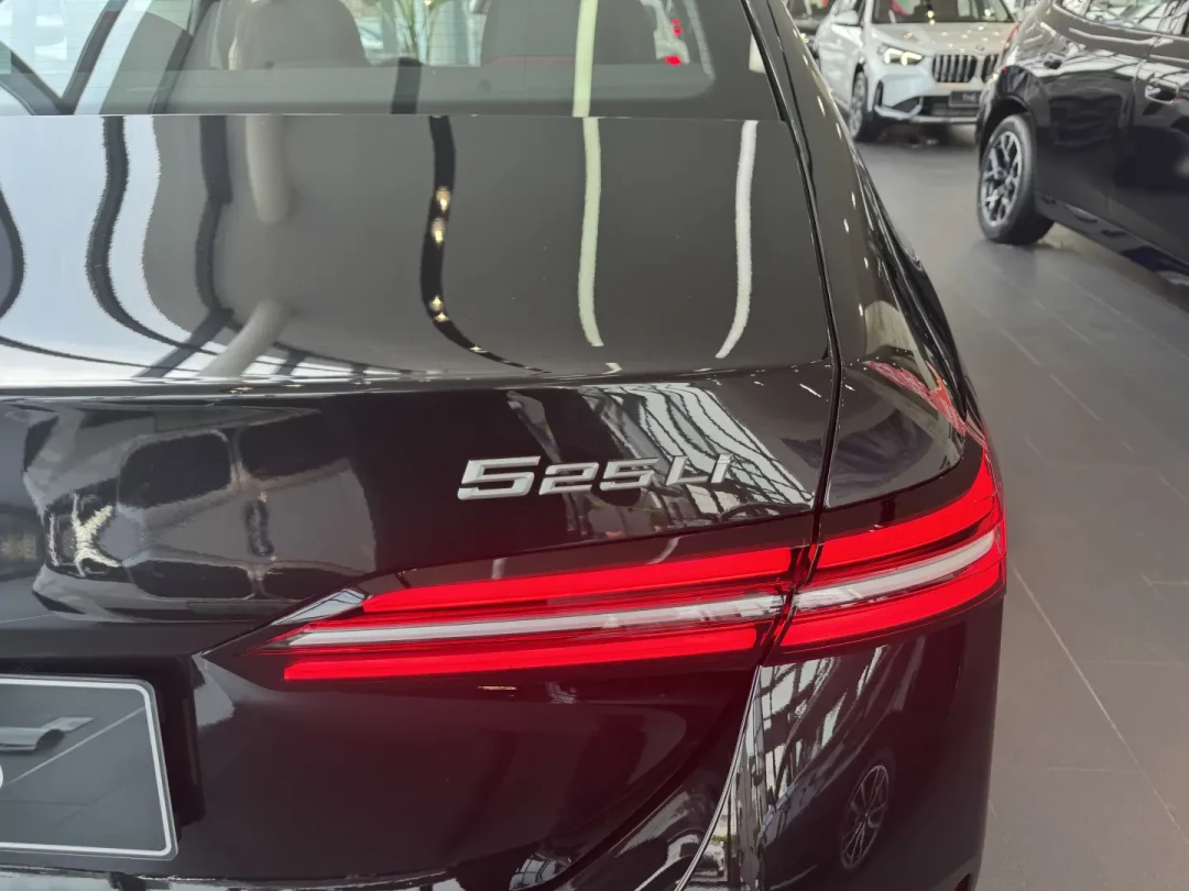 A4L 18.9万、C级18.66万:金九BBA入门车裸车集体跌破20万,抄底前先把落地、网点、残值三笔账算清