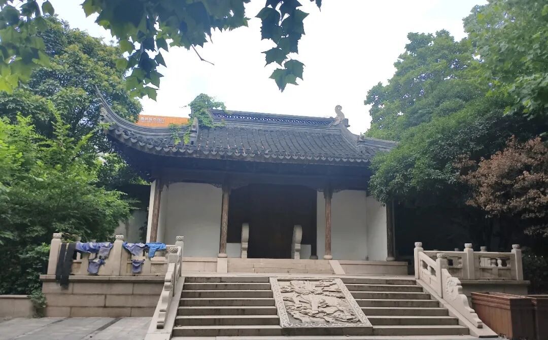 《兰香如故》开播，沈老夫人被全网喊“活着的贾母”：对完三段红楼原文，这声像一半对一半反