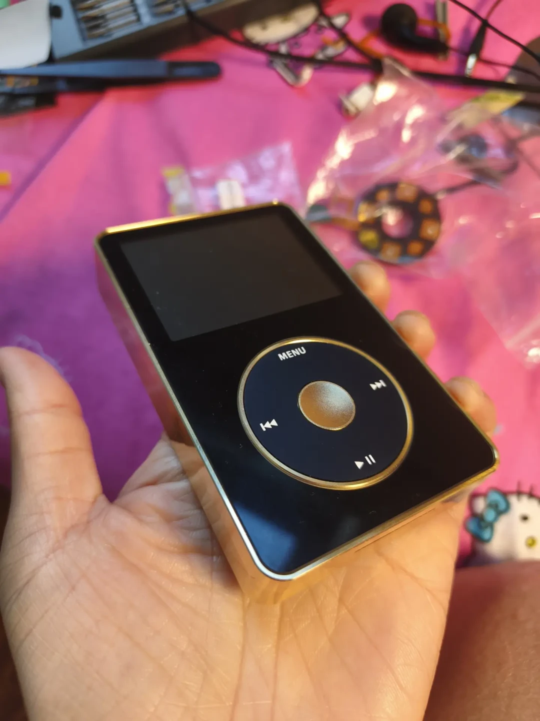 停产四年不降反涨:iPod 25 岁这年,先看清三套价格线和六条路线再买