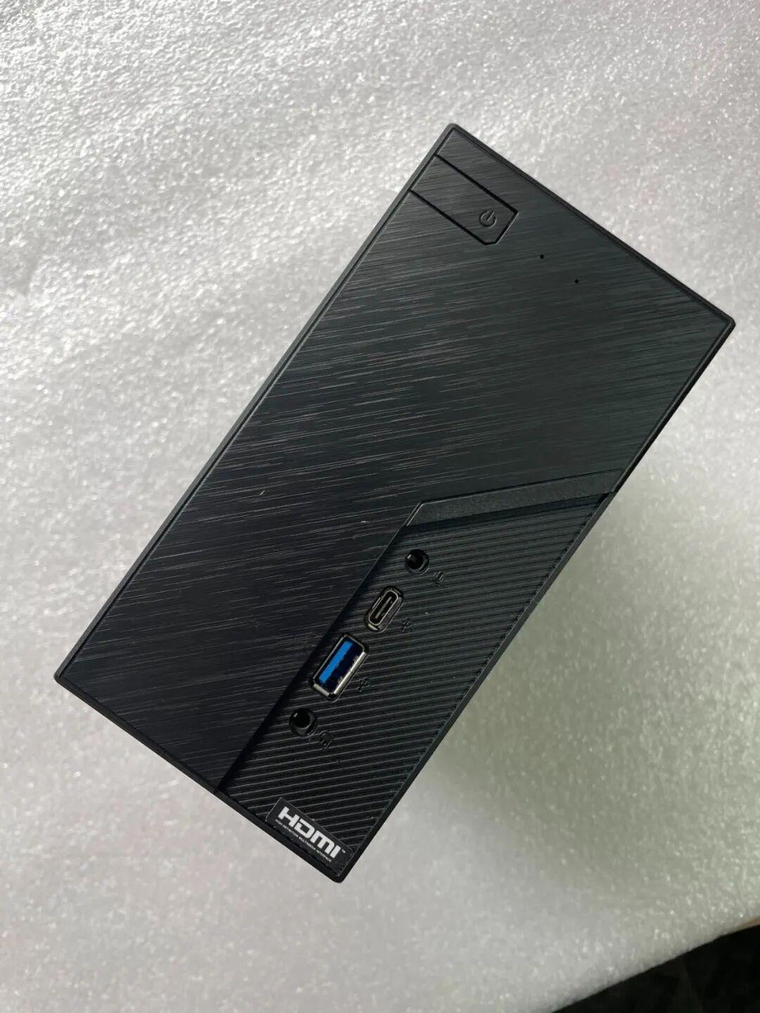 Intel不肯官方支持DDR5,华擎却直接做了:这张妖板想把内存的定价权还给用户