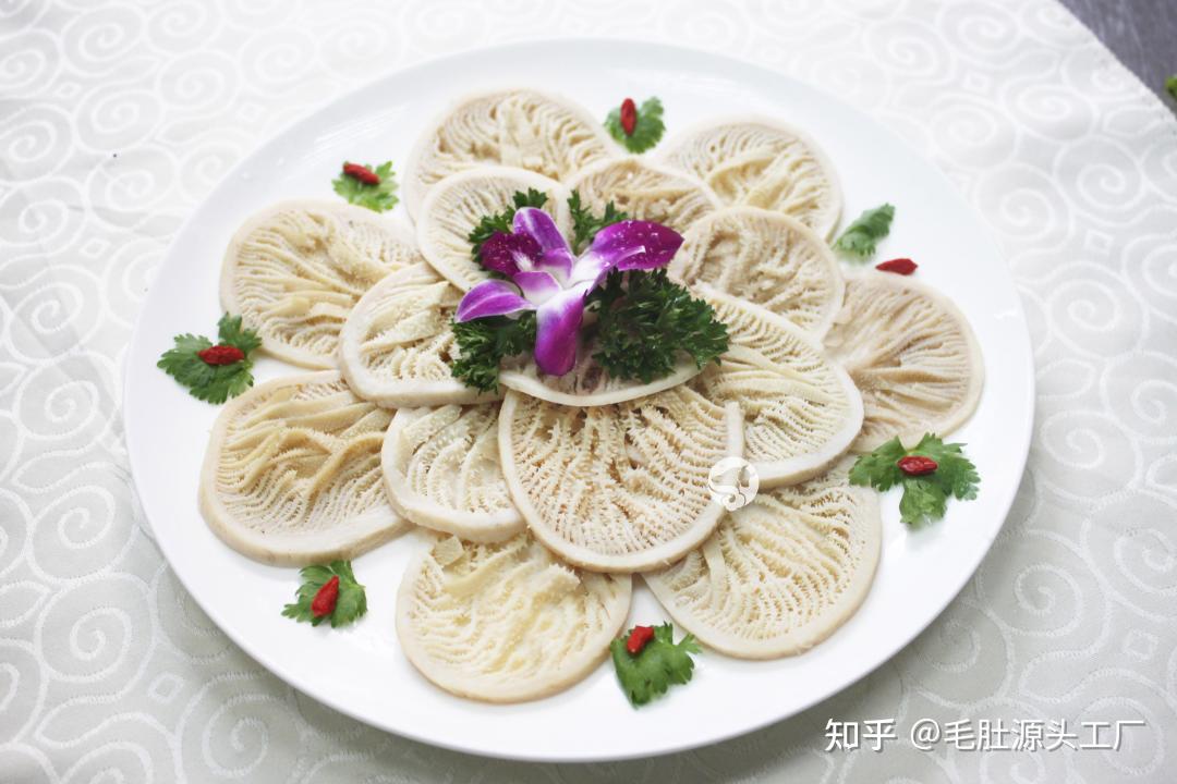 3000万单的网红千层肚被双氧水泡白:翻完315和重庆10起罚单,开锅点毛肚就看这四处