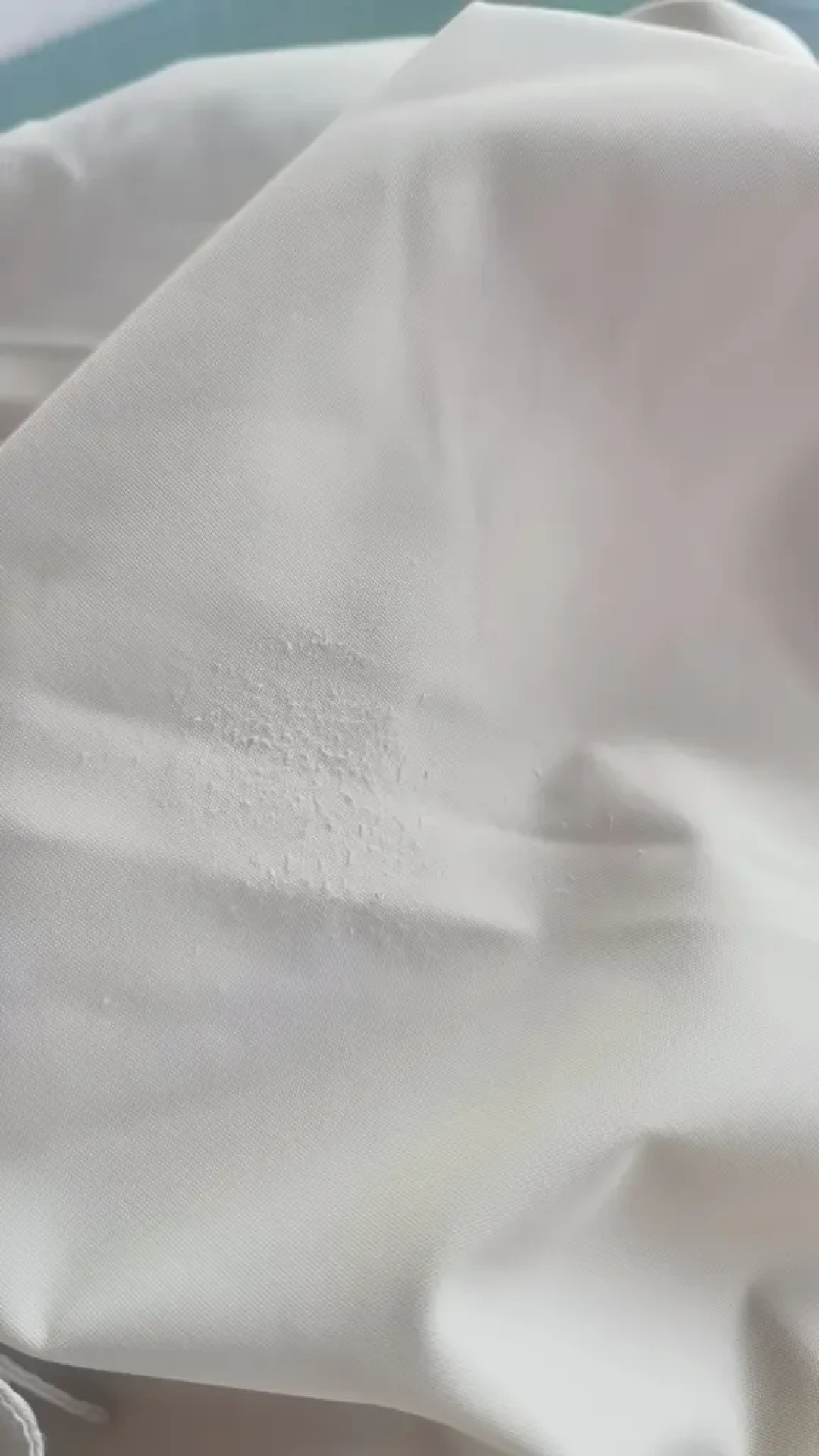 想捡狼爪千元三合一之前,我把全网两年的有效投诉案例摊开了:起球、破口、残次全落在这个主力款上,刚上新的旗舰反而还没样本
