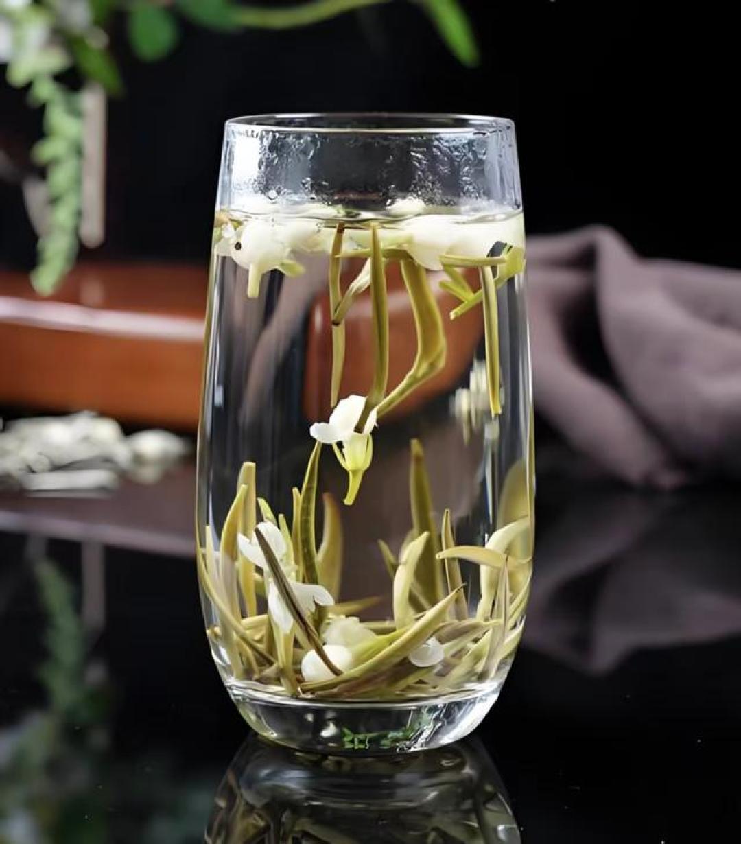 花价快翻倍、茶价没动静:9月买茉莉花茶,是最容易买错的一个窗口