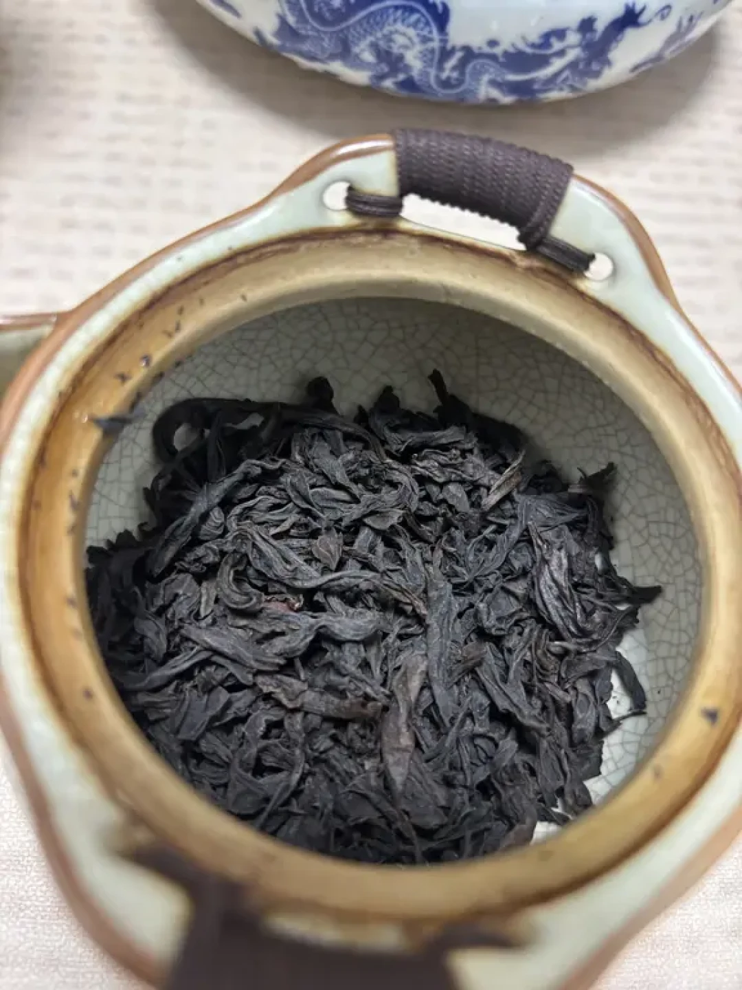 先数水数：武夷星“软包肉桂”被嘲不耐泡，摊开十几篇实测泡数后发现，3000档也没比100档多泡几水