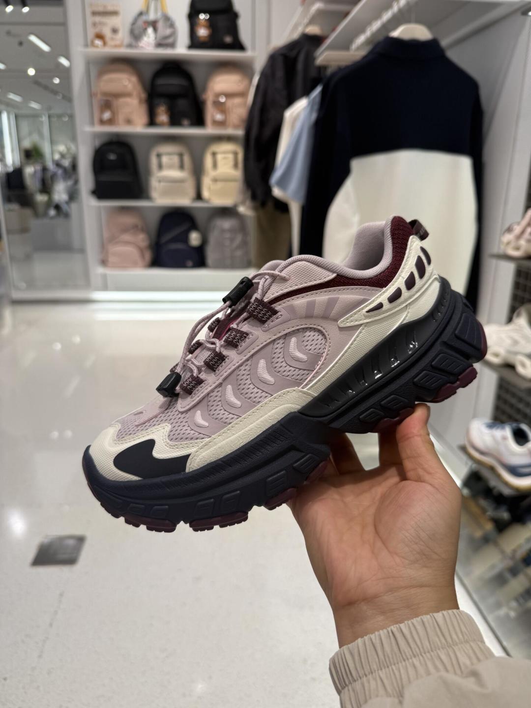 专柜880、特卖415:同一双斐乐的六个价格带,双11前怎么买不吃亏