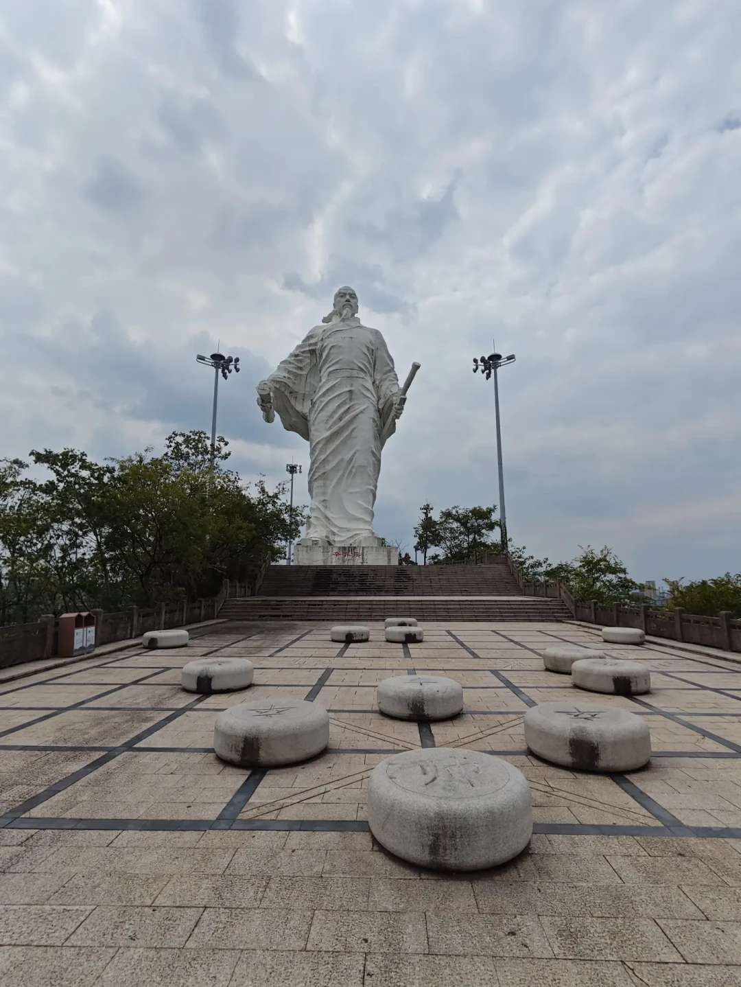 9.5分的《万里行》爆了,想去铅山拜辛弃疾的人:我把8点打卡清单对着实测帖核了一遍