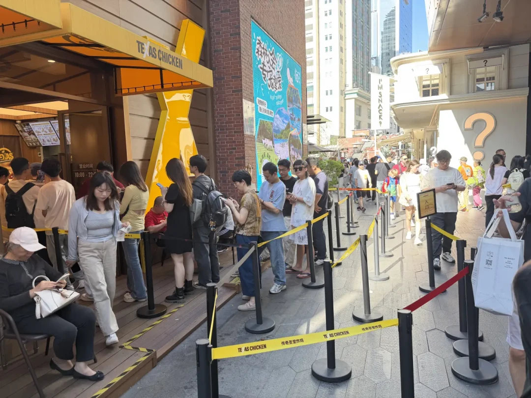 德克圣堂代排150、FiveGuys一个汉堡85、Popeyes百店庆13块9:这轮美国新快餐的