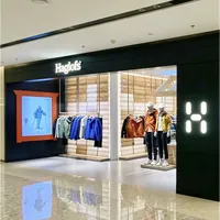想去看火柴棍，先在商场被"北欧亲戚"围住：HH卖海、Norrøna卖雪、火柴棍卖轻，双11前先把三种"贵法"算清
