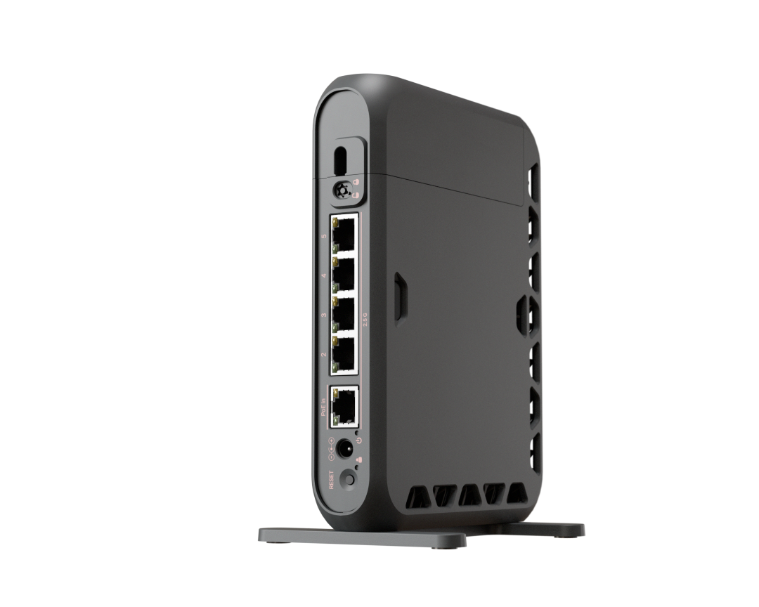 MikroTik 的新品发了一箩筐，你手里那台 5009 却根本不想动：WiFi7 全家桶的三处硬伤和等不完的 RB660