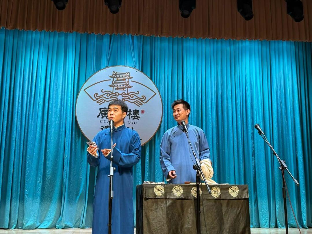 买了的正在退,想买的还在盯:郭德纲于谦杭州场昨晚取消,三十周年巡演的现状一次替你列成三张清单