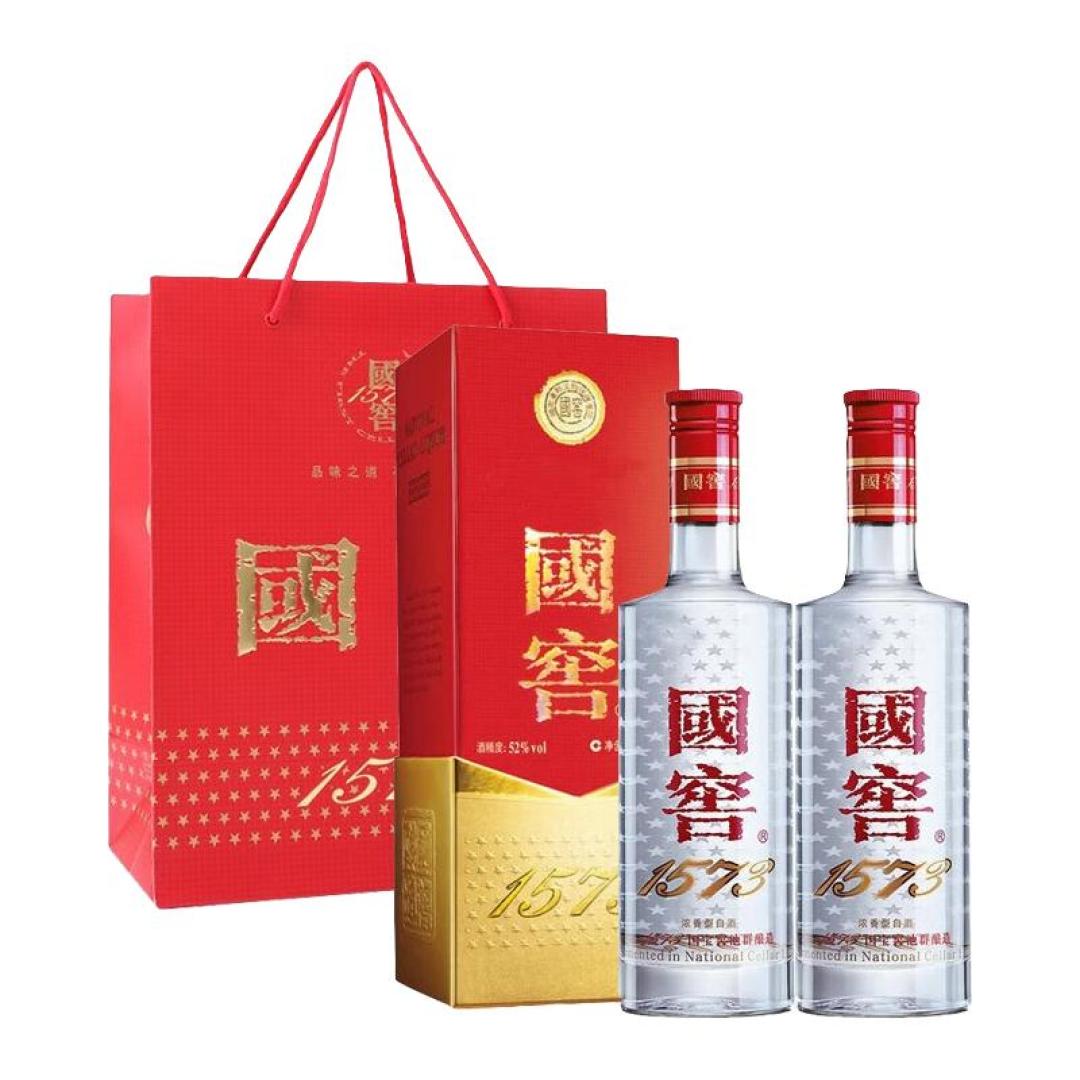 国庆婚宴的酒按桌算一遍:泸州老窖窖龄60两个官方店差102块,特曲180就有婚宴链接——哪档花在面子哪档花在税
