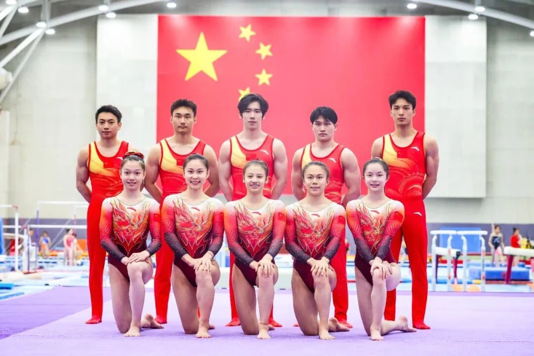 亚运领奖台不再穿安踏:李宁接棒、安踏押中20支国家队比赛服,“国家队同款”这波先别买错