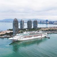 17个香港航次一夜清零、10.30前不回复默认全退：对完两个补偿方案、100港币燃油费、4套香港出发替代价和那份60%增长的客流数，大湾区邮轮客退、改、追船哪条路划算算清了