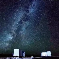 去不了火星就先住进“火星舱”：青海冷湖国庆4笔账，500元进场、1300元一晚、两条路线别选错