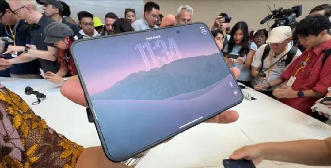 凭借生态破局,iPhone Duo成华为小米最危险追随者