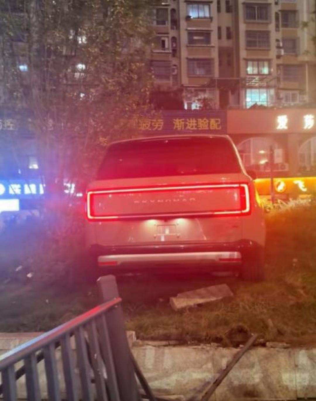 试驾小米澎程意外驶出车道,误操作用户认可安全品质毅然锁单