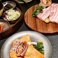济州岛的烤肉，在成都麓湖换了个辣法