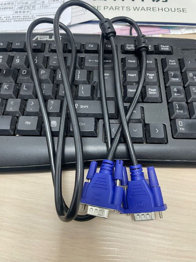 电脑转接线VGA视频传输线高清连接线