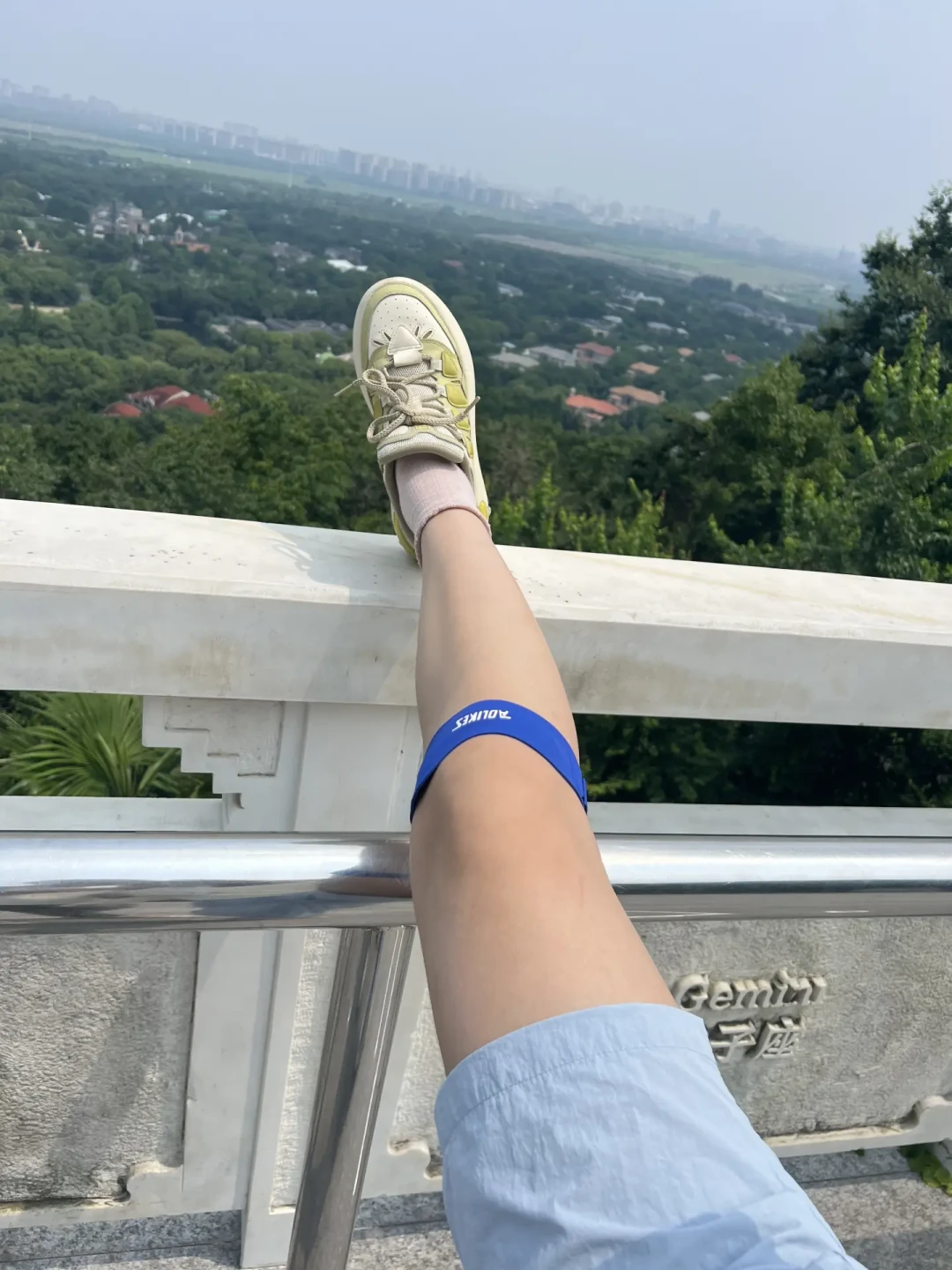 国庆前第一副护膝:别急着问是不是智商税,先看疼在哪儿,再决定买带、买套还是买支撑