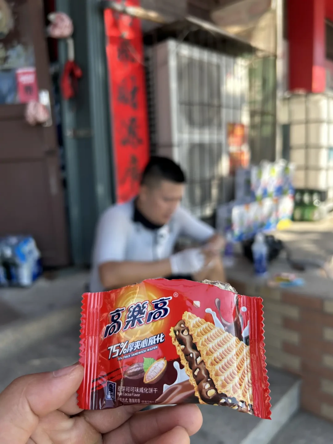 距双假还有12天，这个周末布圈全是“100公里”：小布的“长途账”，我捋成一张上限表、三道卡口、四条红线和三类人