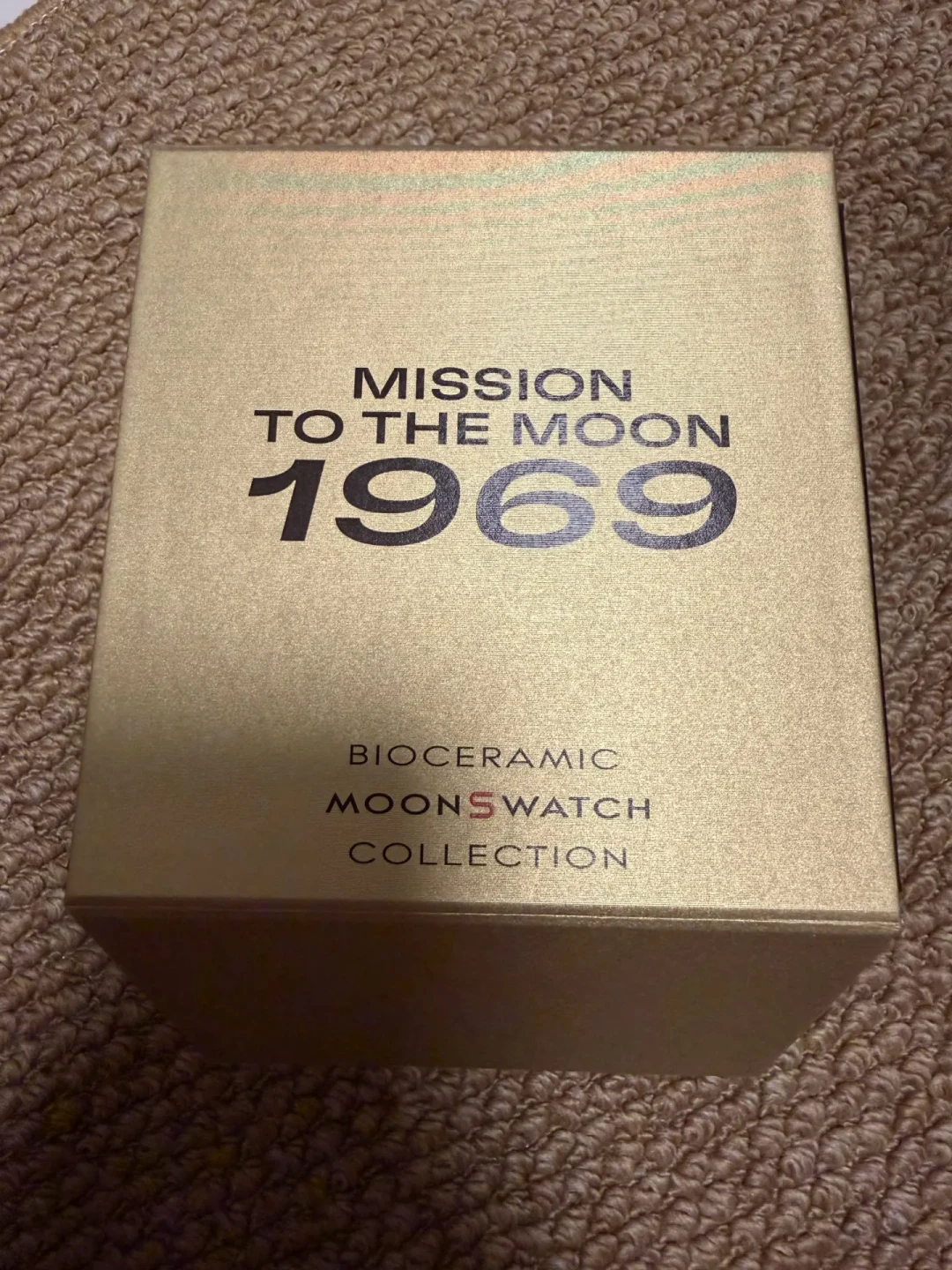 公价4400、料价7800、挂价9.8万:MoonSwatch「真金表」开奖两个月,我把三笔价格全对了一遍